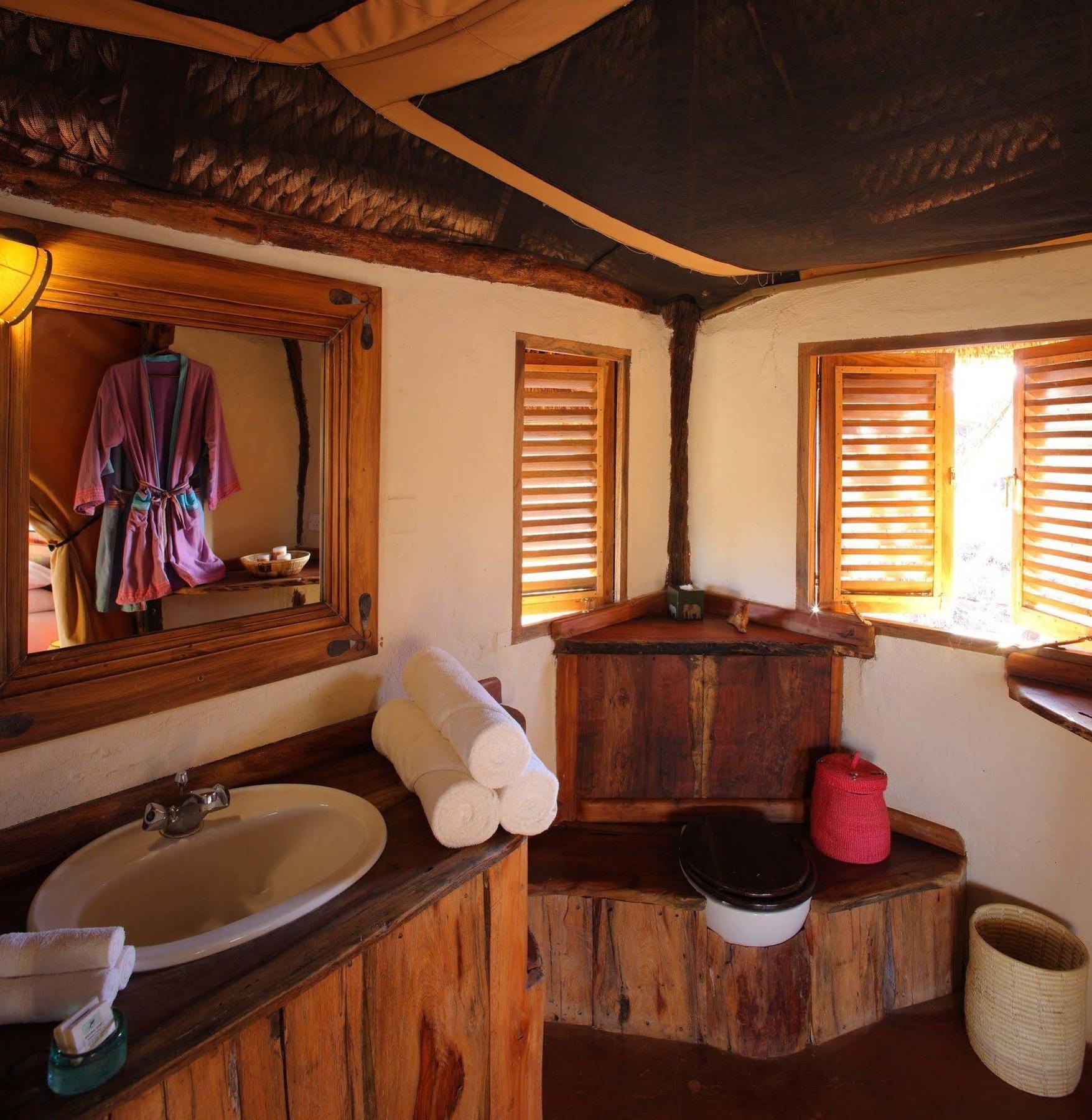 Hotel Elewana Lewa Safari Camp Timau Exterior foto